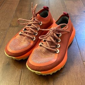 Allbirds Women's Trail Runners SWT - Diablo (Red Sole) size 9.5